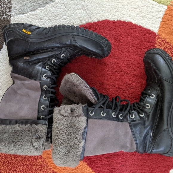 COPY - Rugged Uggs black winter boots! - Picture 1 of 3